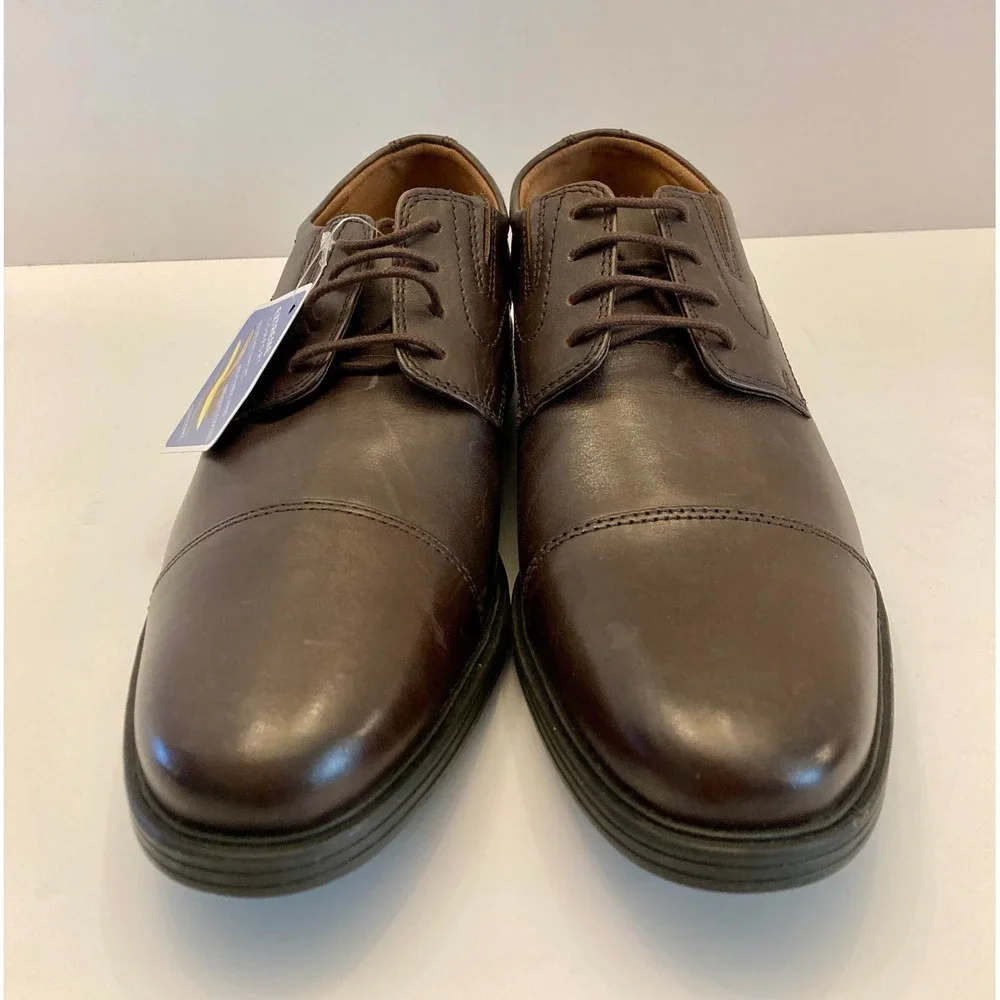 NWT Clarks Collection Men's Cap Toe Oxfords Leather Brown Size 9 Extreme Comfort